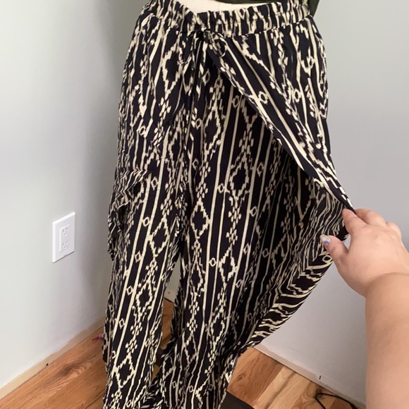 Aztec palazzo pants - Picture 3 of 4